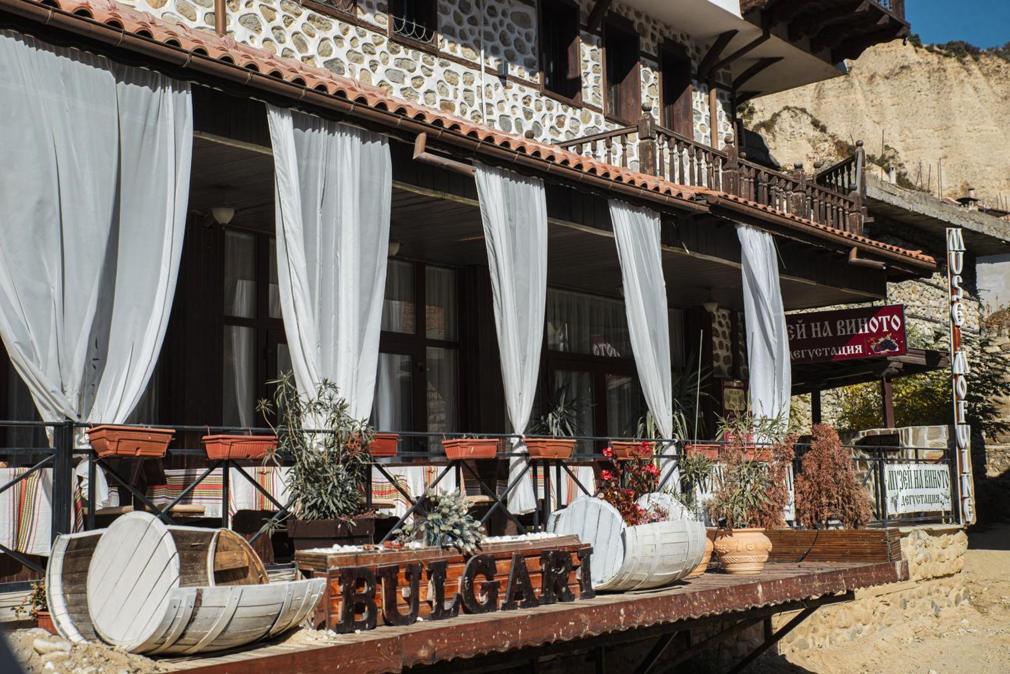 bulgari melnik Hotel Bagian luar foto